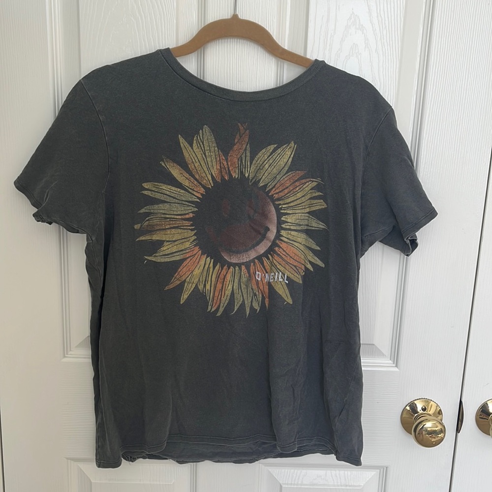 O’Neill big T with sunflower and smiley face